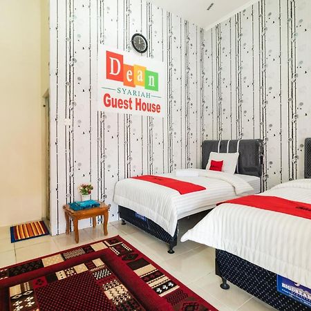 RedDoorz Syariah near Pasar Aur Kuning Hotel Bukittinggi Luaran gambar
