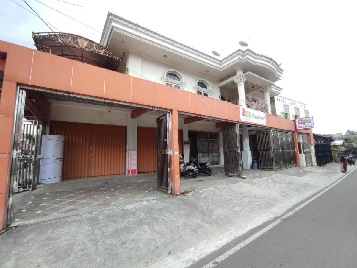 RedDoorz Syariah near Pasar Aur Kuning Hotel Bukittinggi Luaran gambar